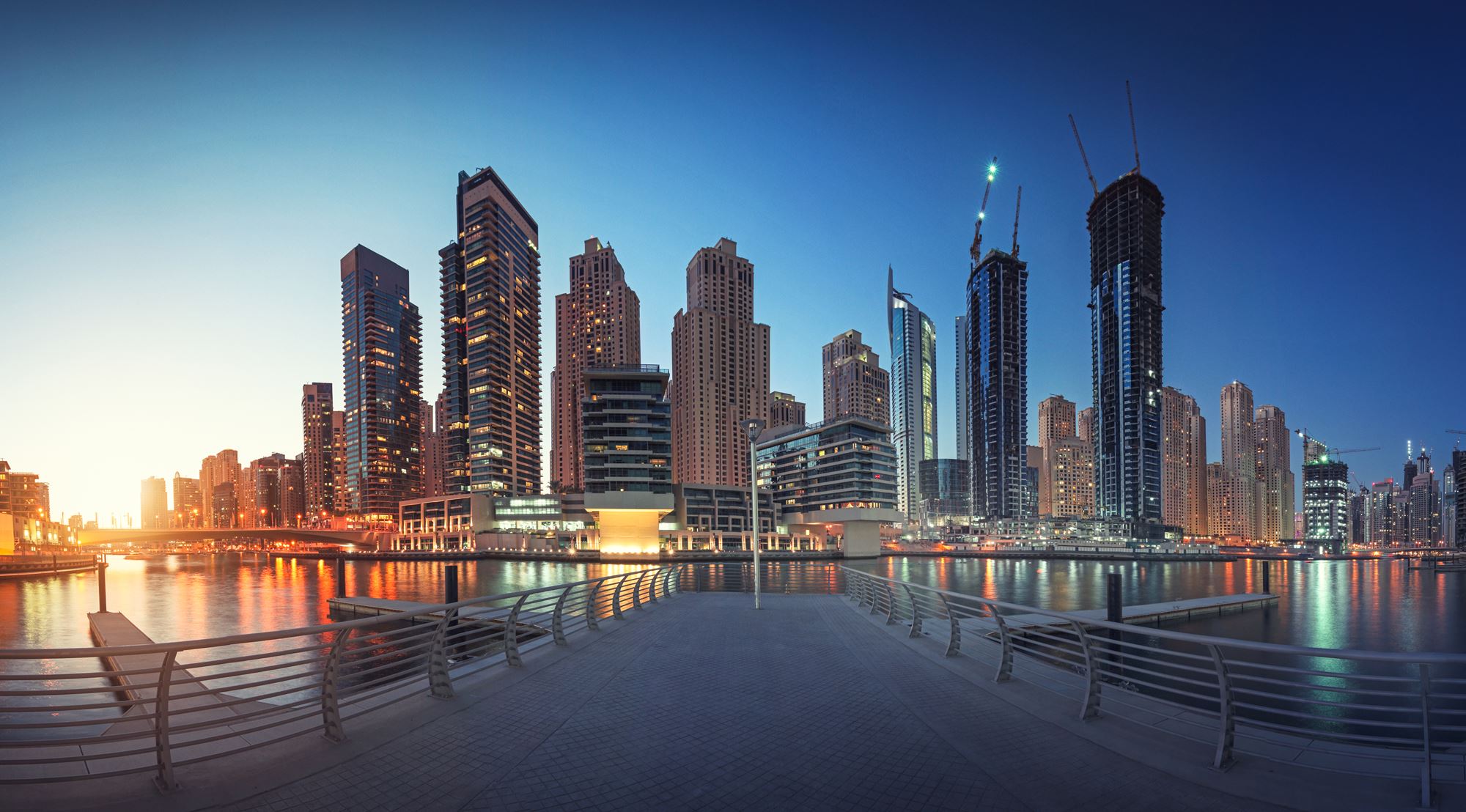 LIVING AND WORKING IN DUBAI